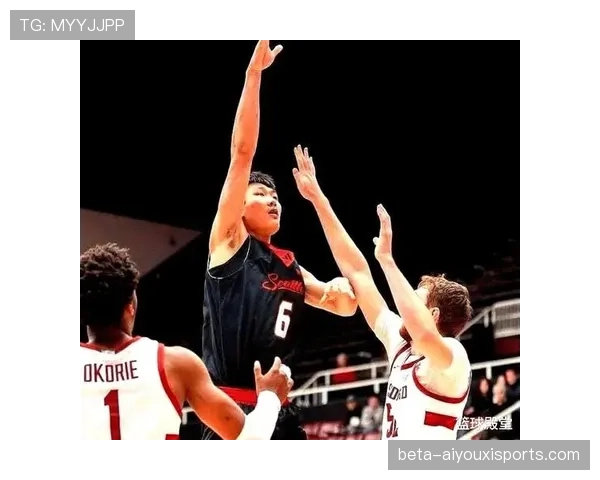 华盛顿州大淡厚然2分3篮板 上场时间有限难有贡献 华盛顿州大淡厚然2分3篮板 上场时间有限难有贡献